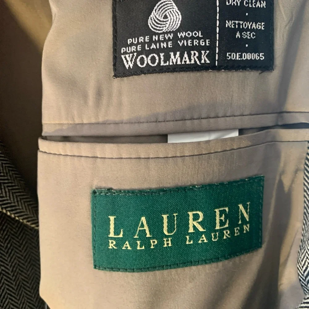 Lauren Ralph Lauren Two Button Grey Sports Coat Men’s Size 42S